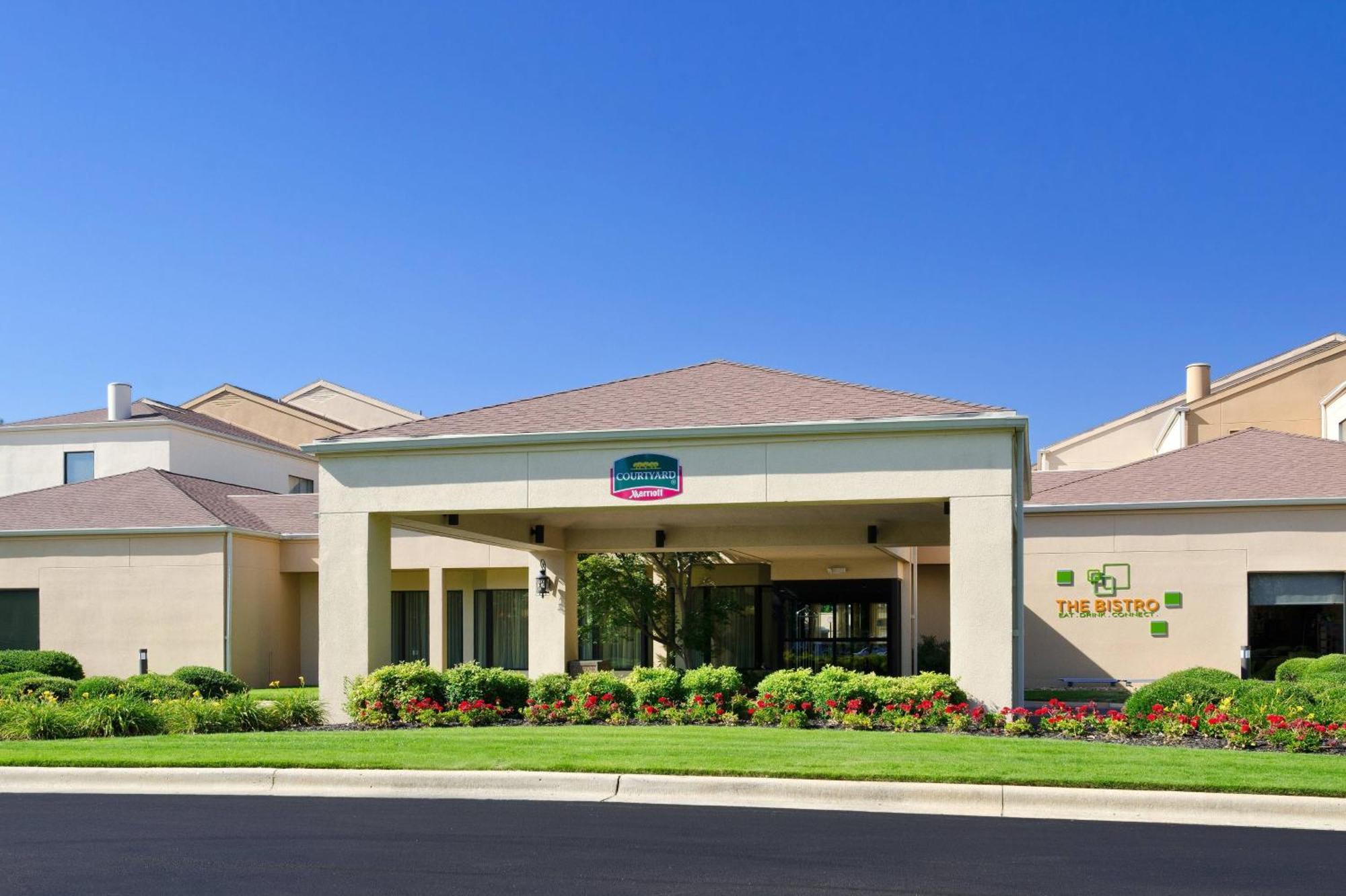 Courtyard By Marriott Huntsville University Drive Экстерьер фото